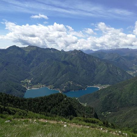 Casa Luca E Cristina Villa Mezzolago Buitenkant foto