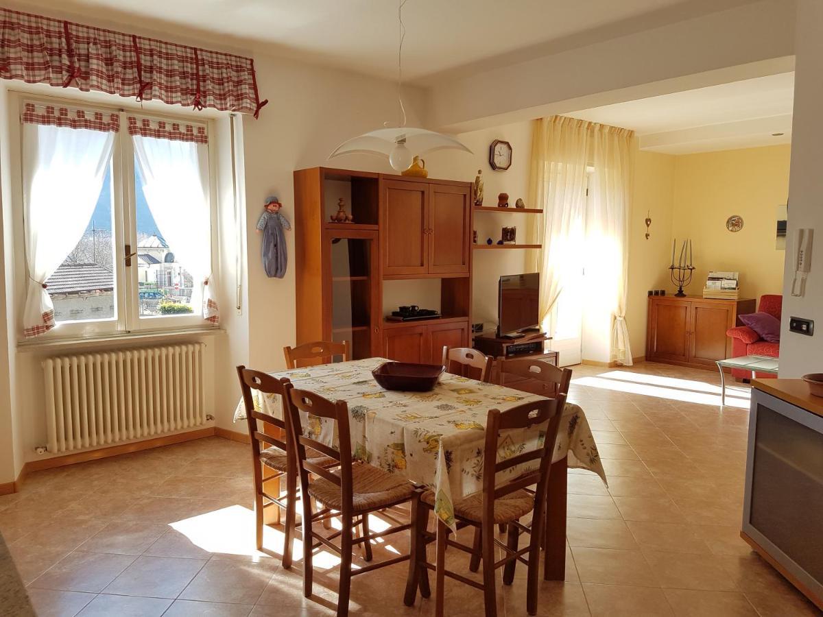Casa Luca E Cristina Villa Mezzolago Buitenkant foto