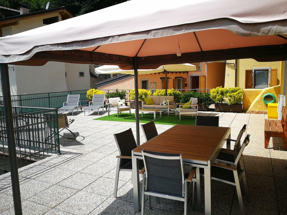 Casa Luca E Cristina Villa Mezzolago Buitenkant foto