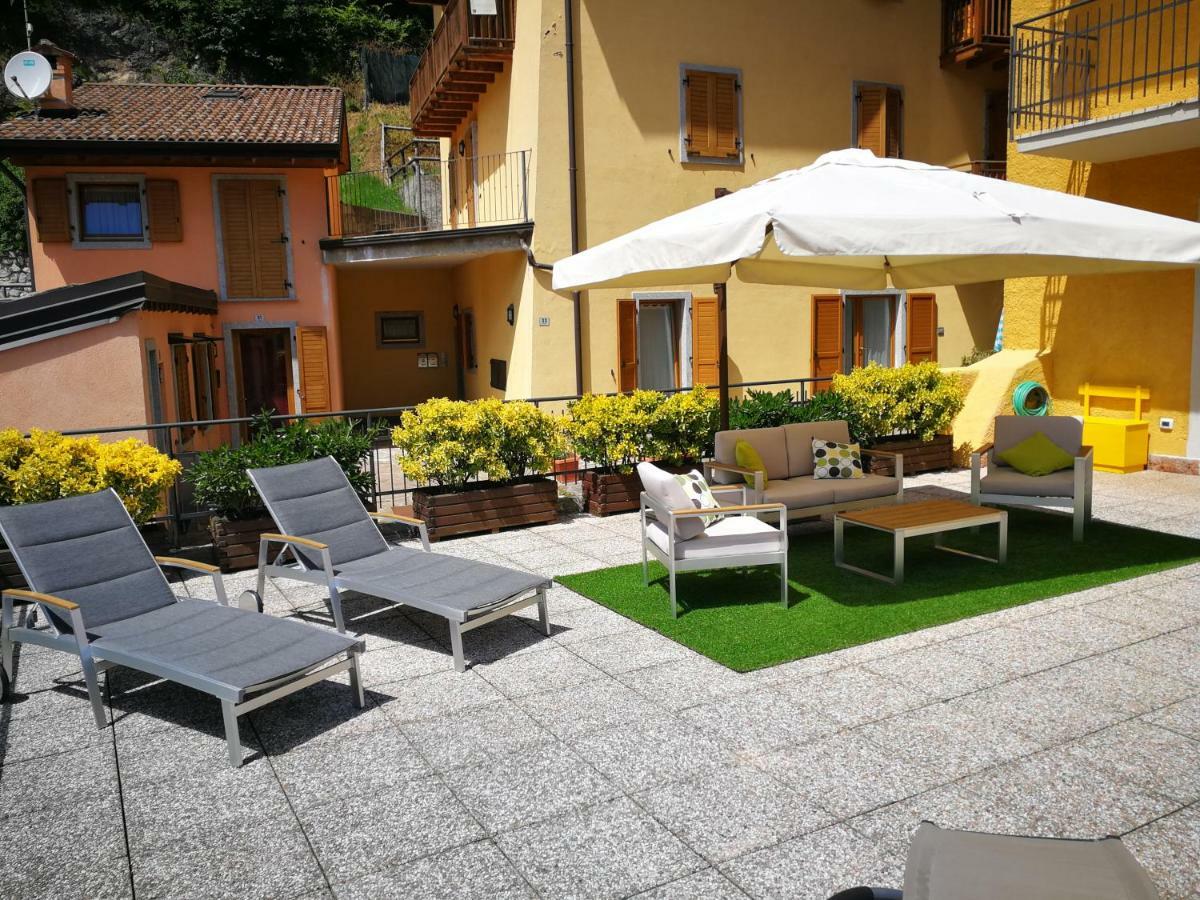 Casa Luca E Cristina Villa Mezzolago Buitenkant foto