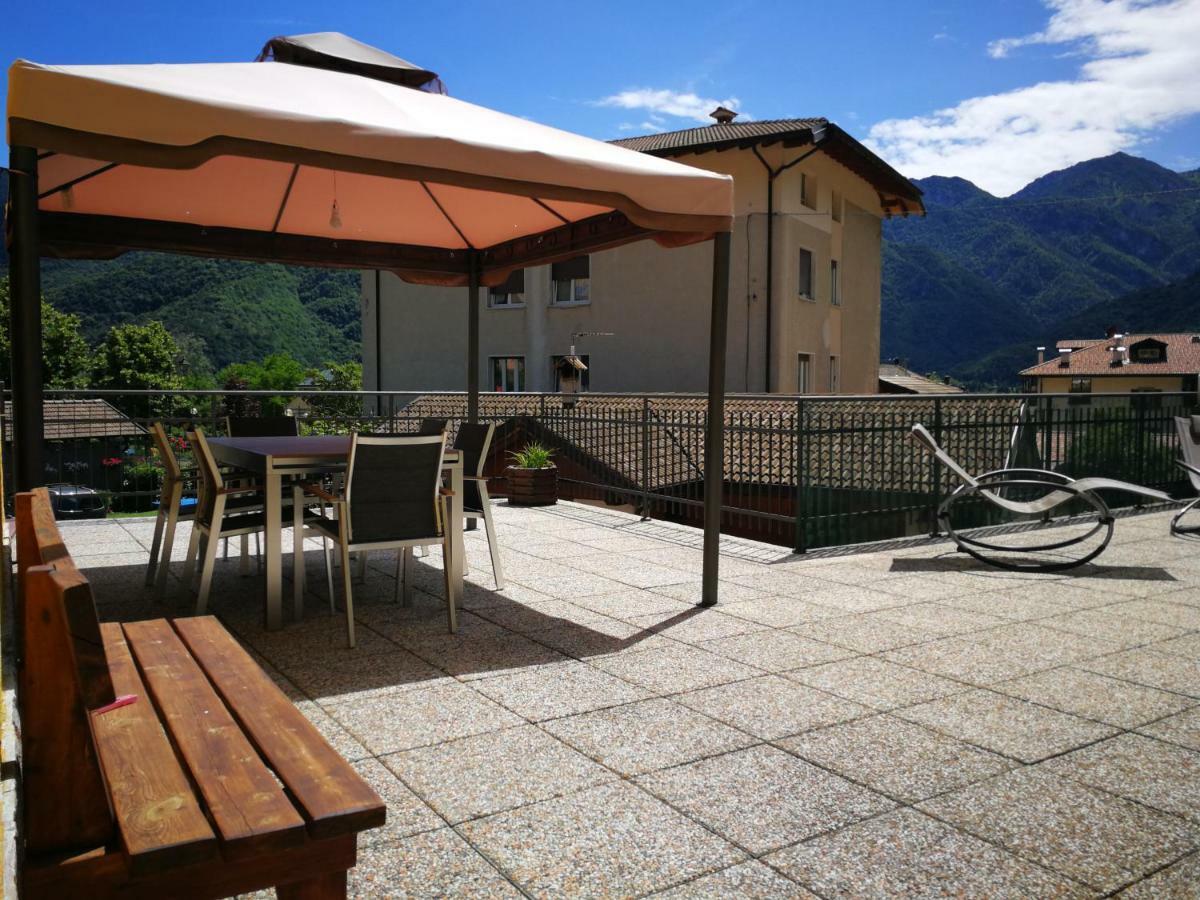 Casa Luca E Cristina Villa Mezzolago Buitenkant foto