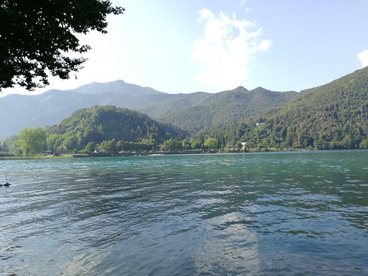 Casa Luca E Cristina Villa Mezzolago Buitenkant foto